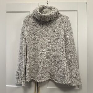 Express Handknit Chunky Turtleneck Sweater Gray & White Women’s Large